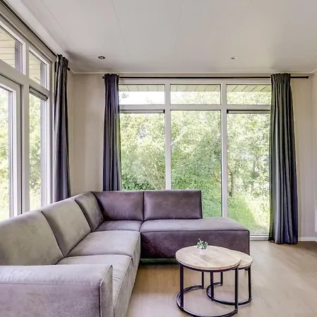 Cube Xl 90 I 4 Persoons In Holiday home Zennewijnen