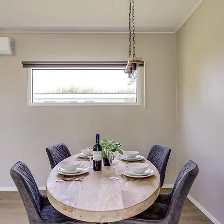 Holiday home Cube Xl 90 I 4 Persoons In Zennewijnen