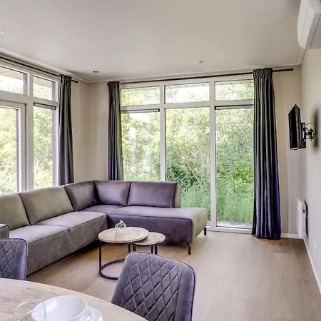 Cube Xl 90 I 4 Persoons In Holiday home *
