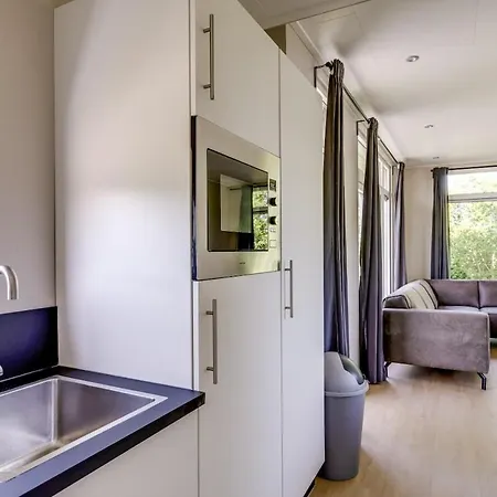Holiday home Cube Xl 90 I 4 Persoons In Zennewijnen