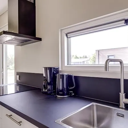 Cube Xl 90 I 4 Persoons In Holiday home Zennewijnen