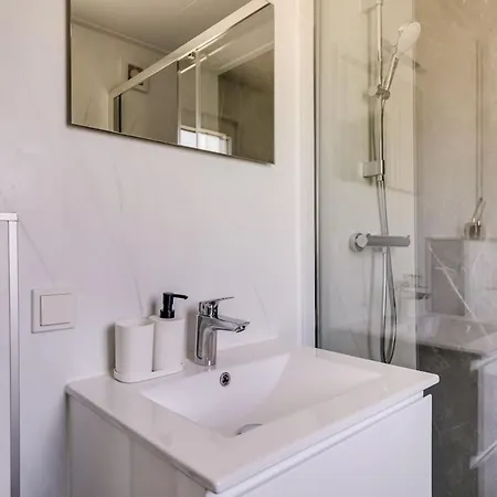 Cube Xl 90 I 4 Persoons In Holiday home Zennewijnen