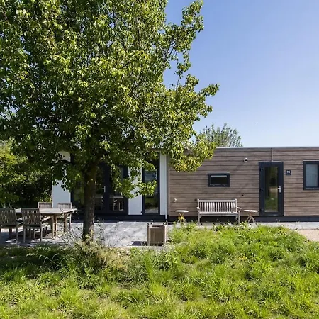 Cube Xl 90 I 4 Persoons In Holiday home *